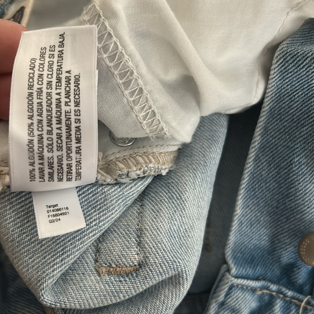 Universal Thread Mid Rise 90s Boyfriend Jeans Size 8 - Picture 9 of 12